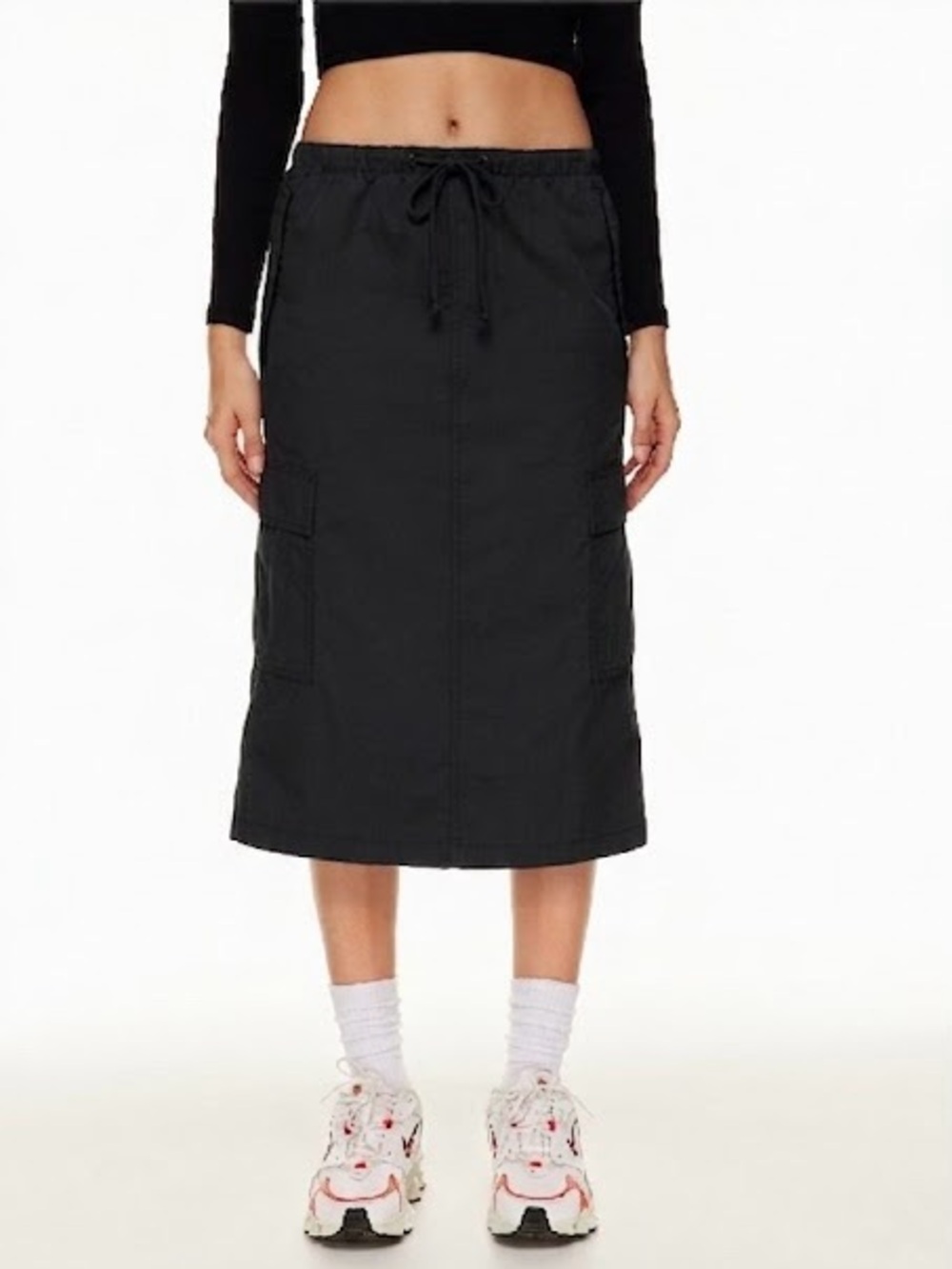 Aritzia TNA Demand black mid rise cotton blend cargo midi skirt XS